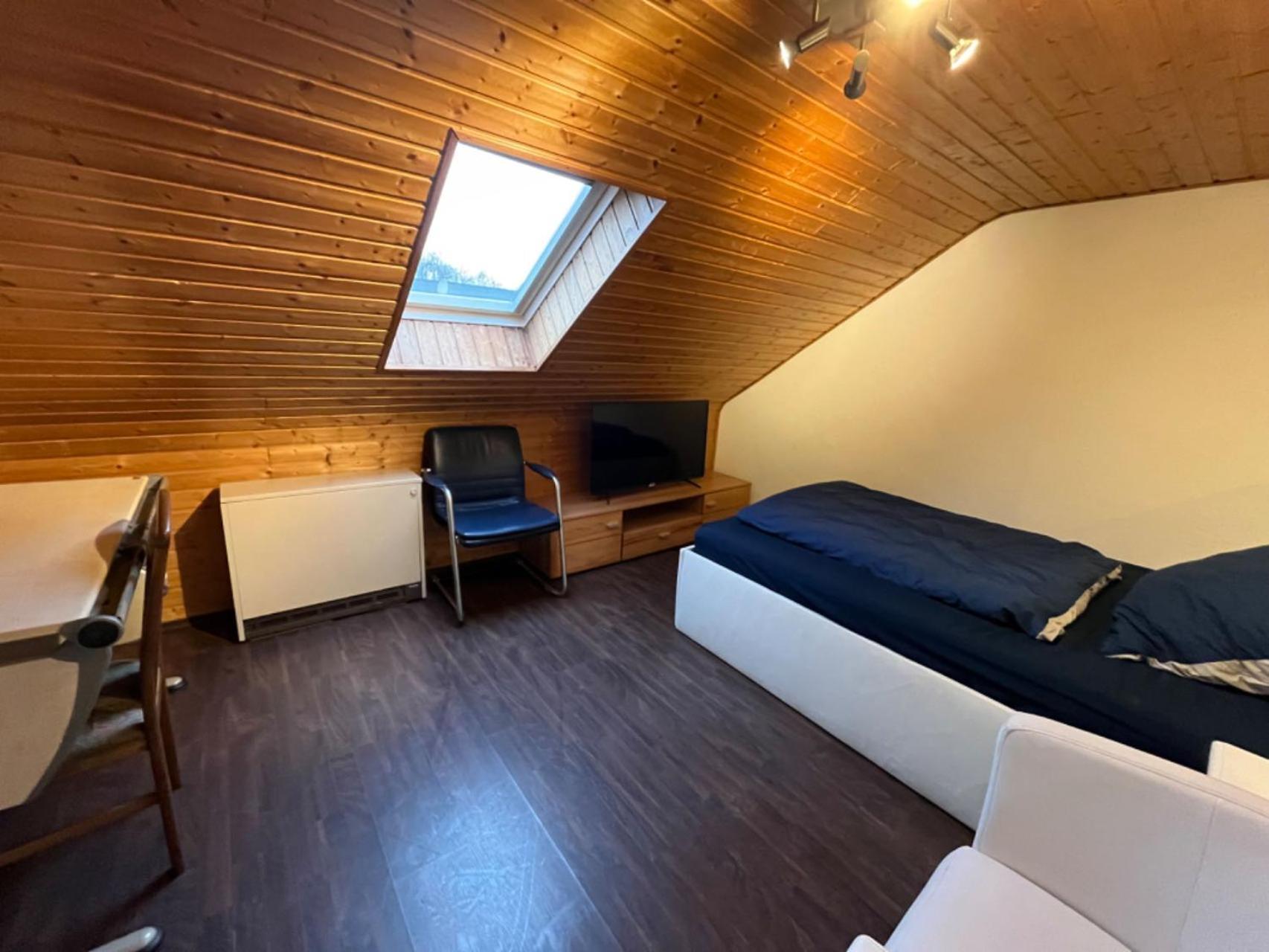 Apartment Beishan In Zentrum Dachgeschoss *